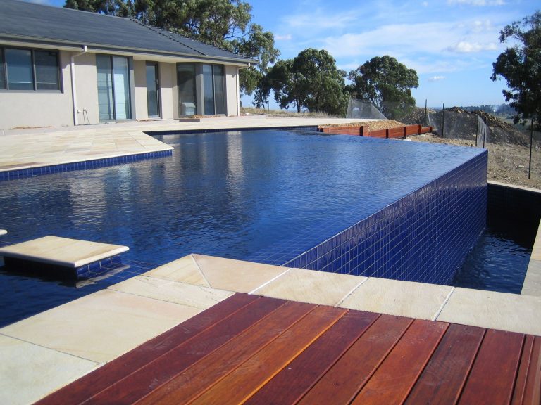 swimming pool contractors